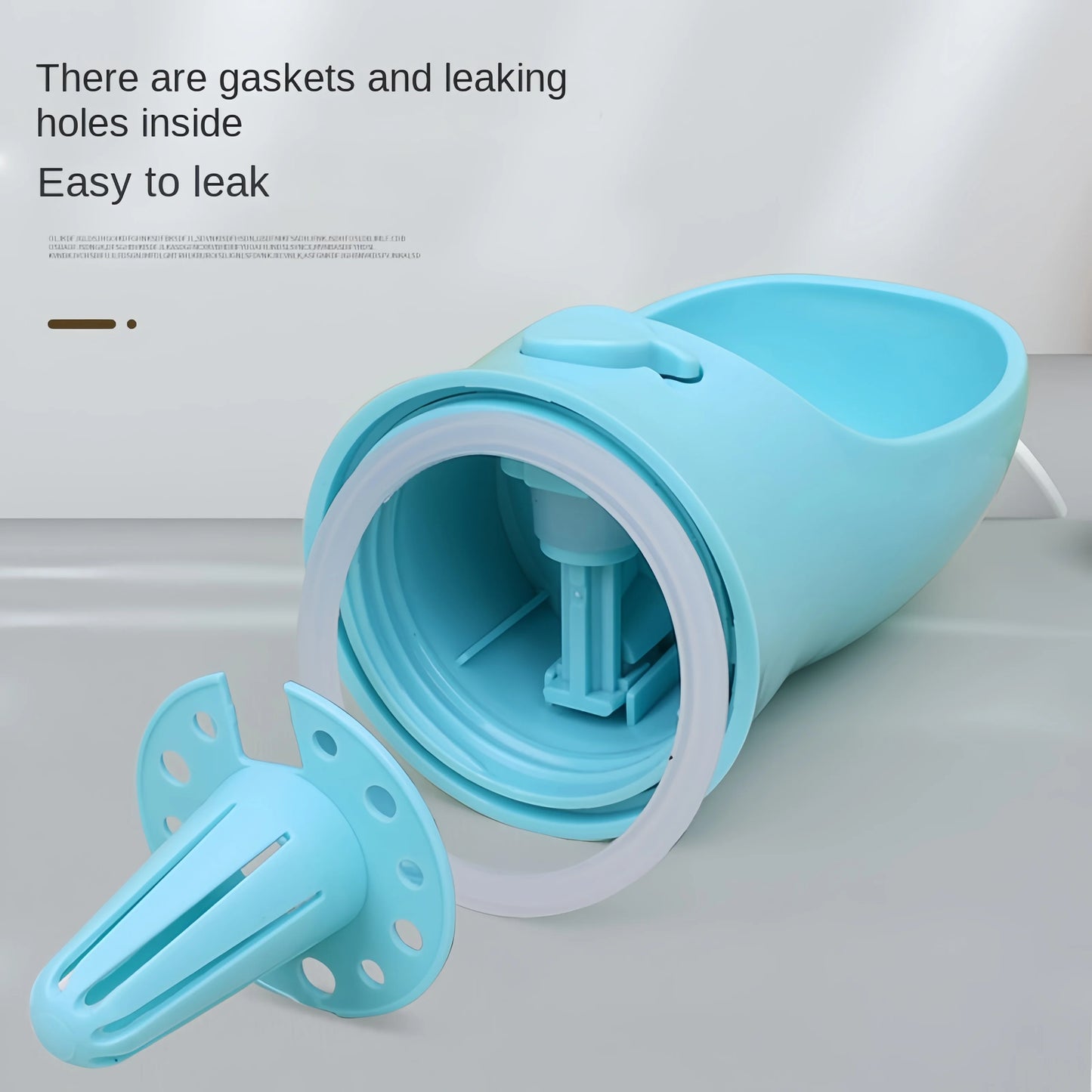 Portable Pet Water Bottle – Food & Water Storage for Outdoor Adventures. - MegaloDrop